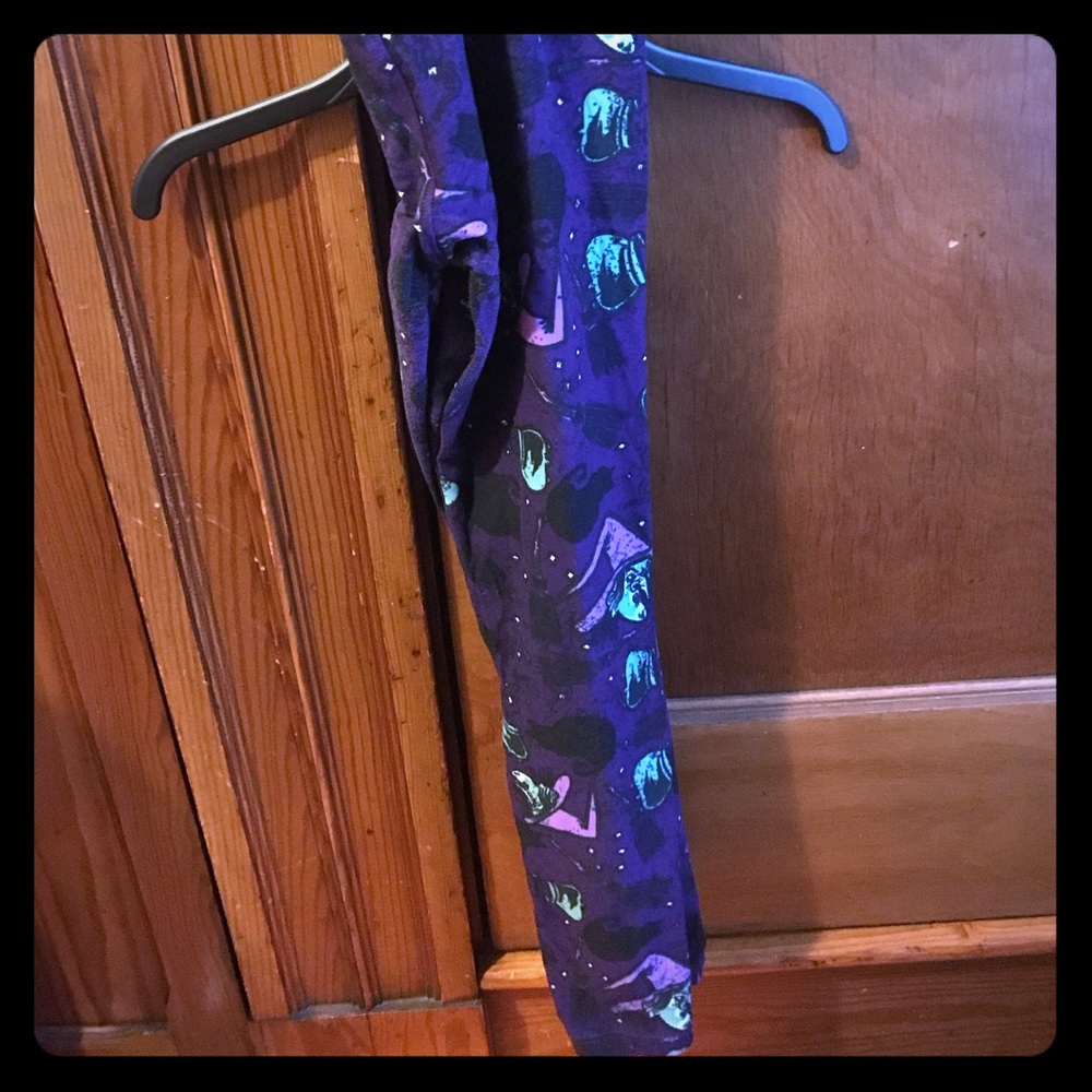 Lu la roe witch Halloween leggings. Worn once.